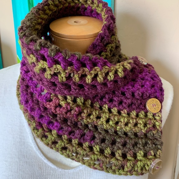 Versatile scarf - Picture 6 of 9